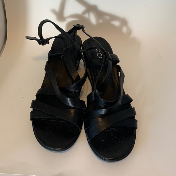 Ecco Shoes - Ecco Black Leather Wedge Sandals Size 7N